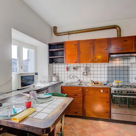 Appartamento Sole: Lake Maggiore Lakefront And Panoramic View - Happy Rentals