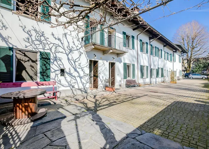 Sole View - Happy Sesto Calende